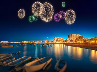 Ibiza, fuochi d'artificio su S. Antonio