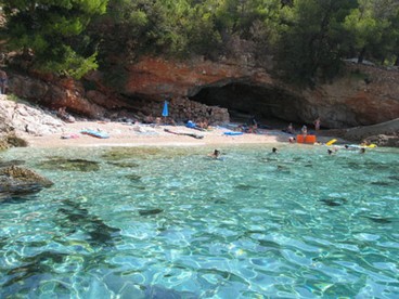 Una baia nei pressi di Jelsa, sull'isola di Hvar