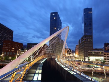 Ponte Zubizuri, Bilbao