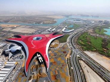 Ferrari World, panorama dall'alto