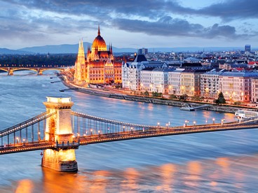 Panorama di Budapest al tramonto