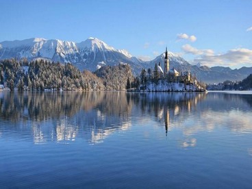 Lago di Bled in inverno