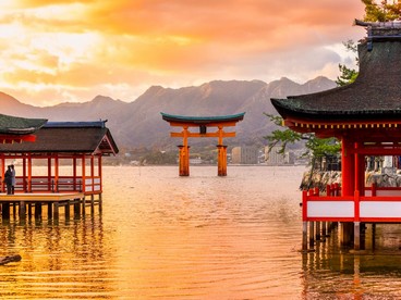 Miyajima Torii, Giappone