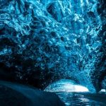 Una grotta di ghiaccio in Islanda