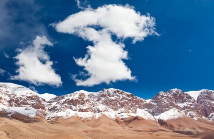 Neve sulle montagne del Marocco