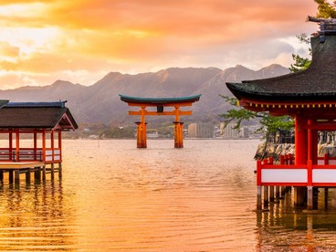 Miyajima Torii, Giappone