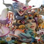 Las Fallas a Valencia: uno dei carri