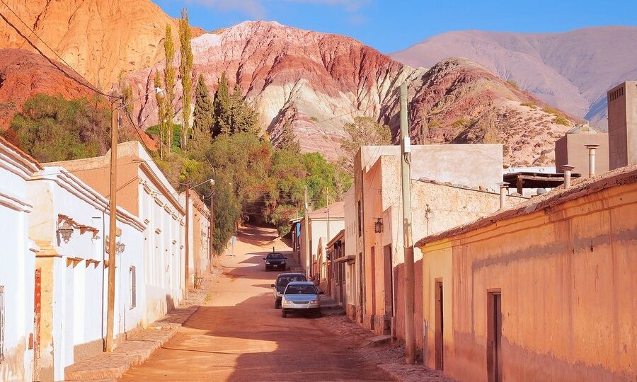 Una strada rossa di Purmamarca