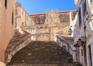 La scalinata del complesso dei Gesuiti, Dubrovnik
