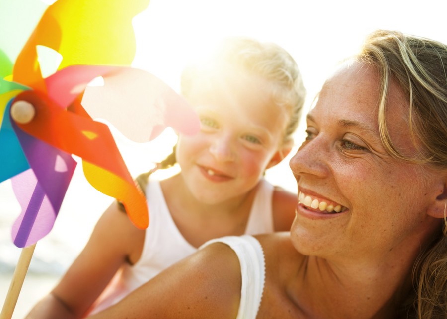 Mamma single in vacanza con la sua bambina