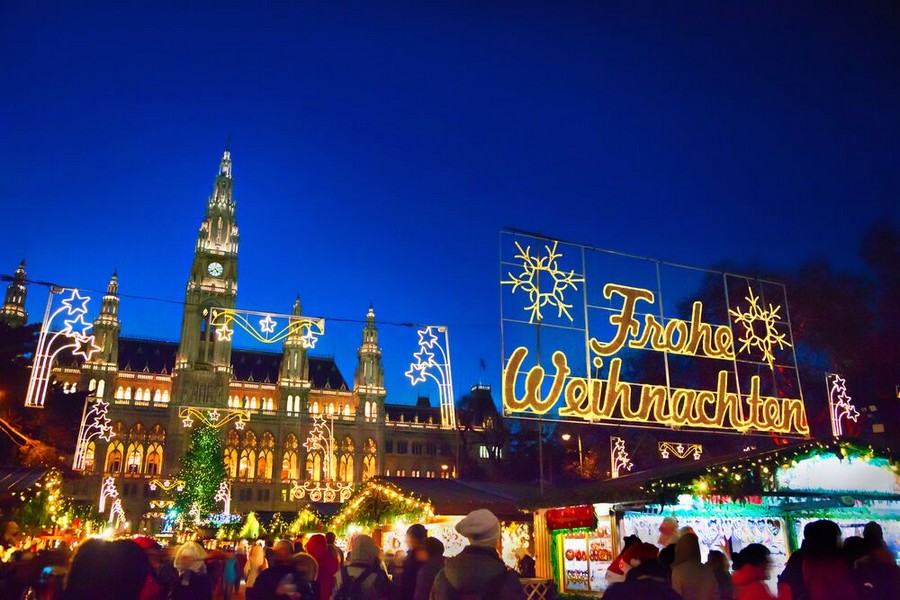 Uno dei mercatini di Natale di Vienna