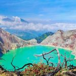 Lago nel cratere del vulcano Ijen - Java, Indonesia