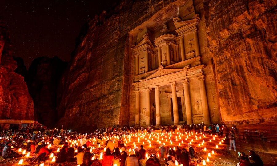 Escursione "Petra by Night" con Evolution Travel